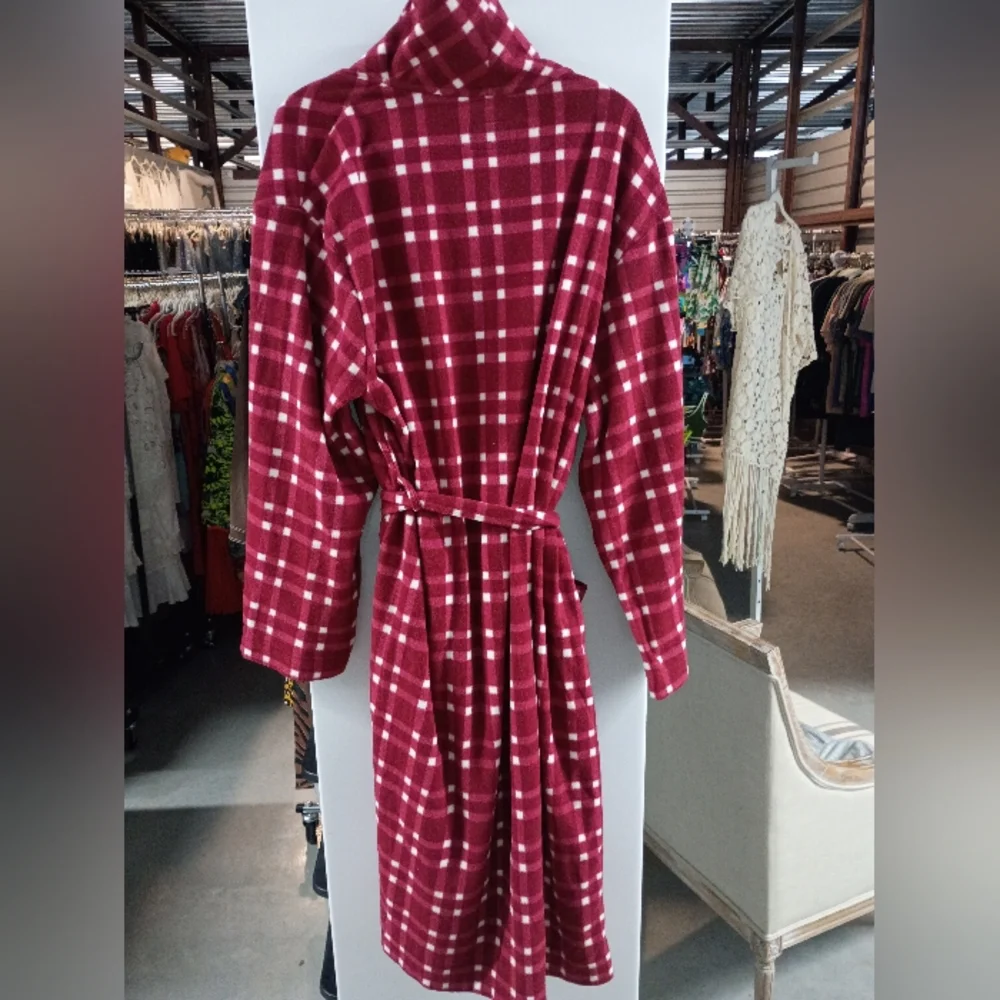 Goodfellow & Co. Red Plaid Robe - Picture 2 of 10